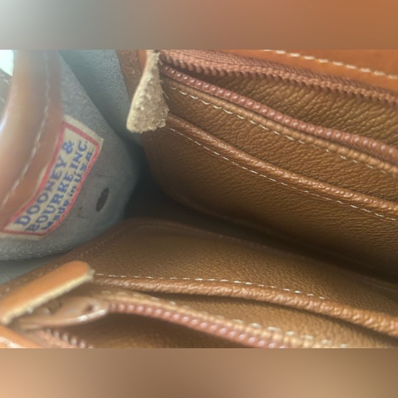 Dooney & Bourke Vintage 80s Shoulder Crossbody Leather Bag - Picture 10 of 13